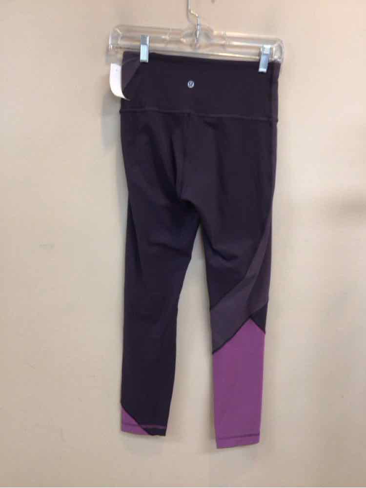 LULULEMON SIZE 6 Ladies EXERCISE