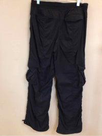 LULULEMON SIZE 12 Ladies EXERCISE