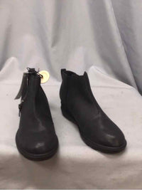 SOREL SIZE 7 Ladies SHOES