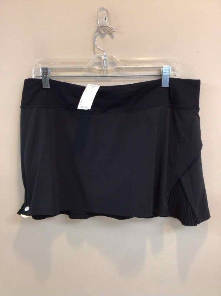 LULULEMON SIZE 12 Ladies EXERCISE