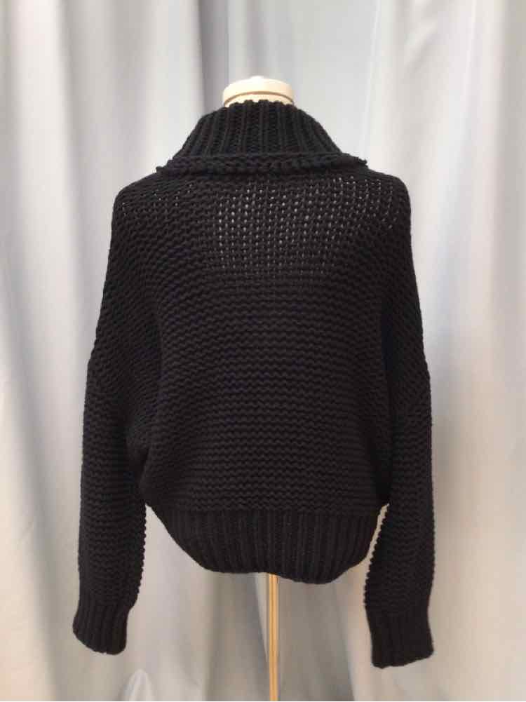 FREE PEOPLE SIZE LARGE Ladies TOP