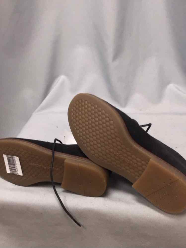 HUSH PUPPIES SIZE 7 1/2 Ladies SHOES