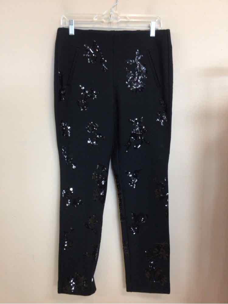 CHICOS SIZE 6 Ladies PANTS