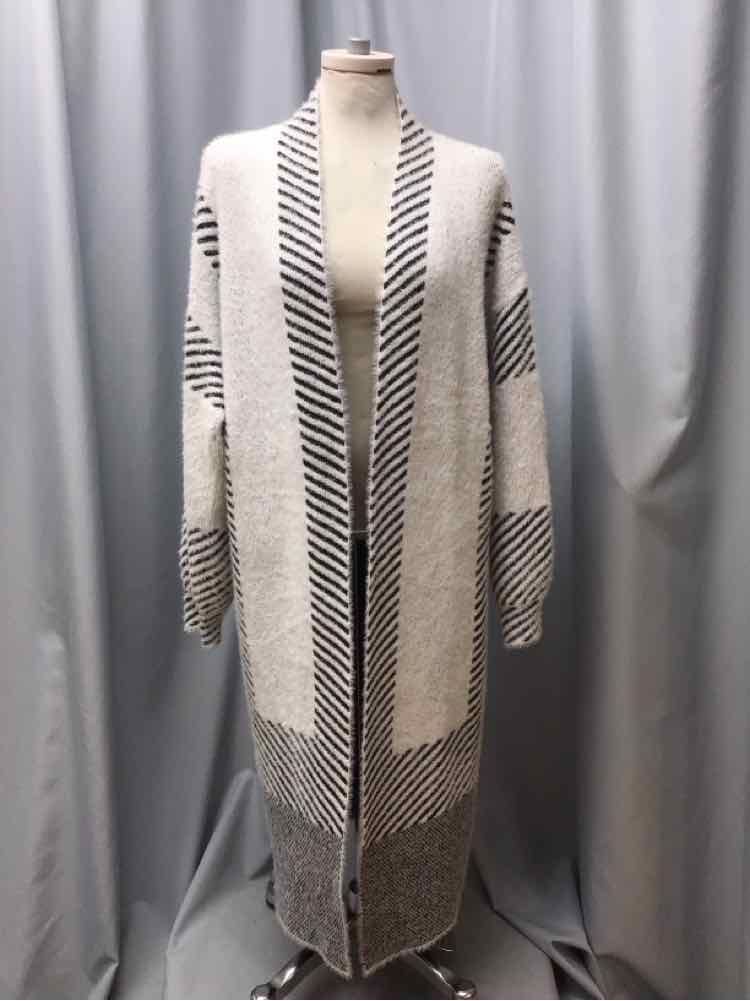 GRACE + KARMA SIZE X LARGE Ladies TOP