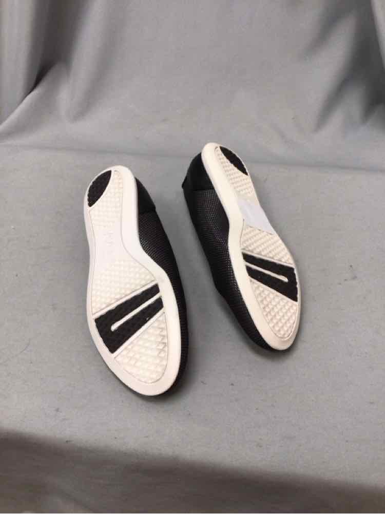 AEROSOLES SIZE 8 Ladies SHOES