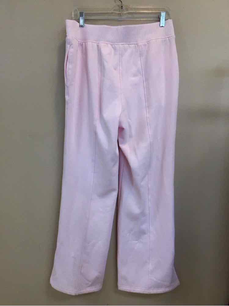 AVIA SIZE MEDIUM Ladies EXERCISE