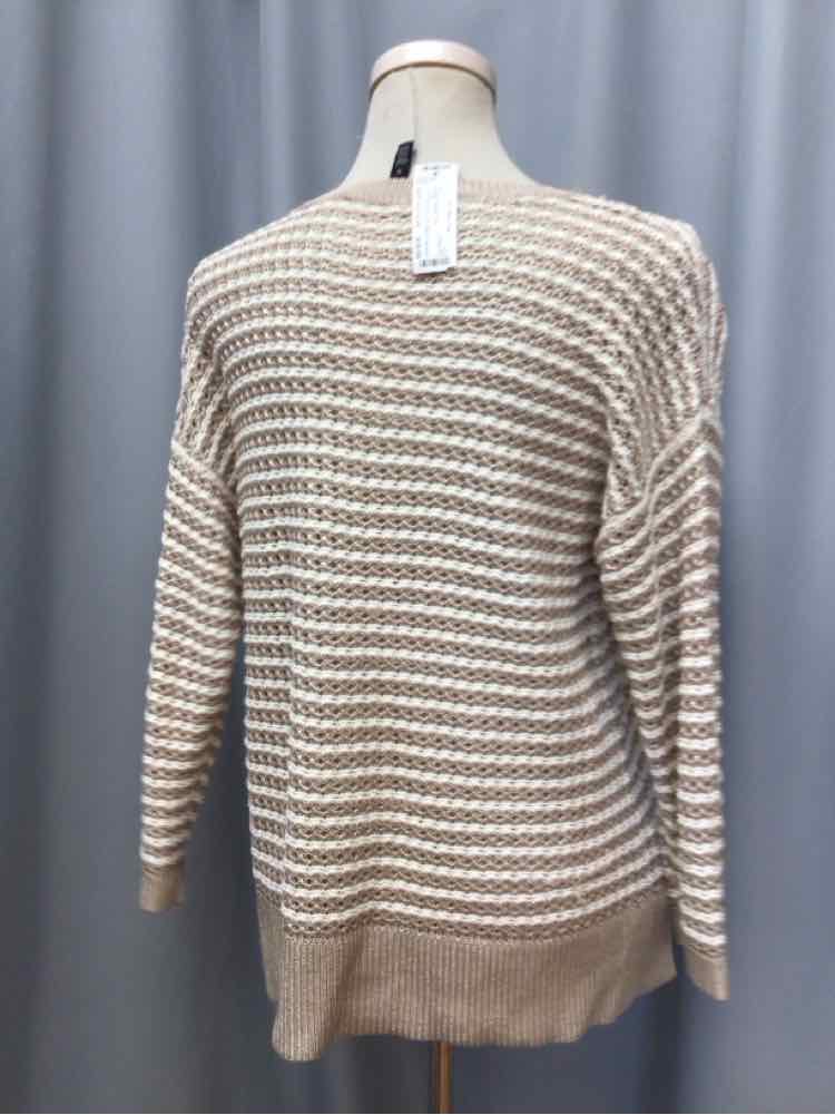 WHITE HOUSE BLACK MARKET SIZE MEDIUM Ladies TOP