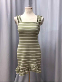 LELIS SIZE MEDIUM Ladies DRESS