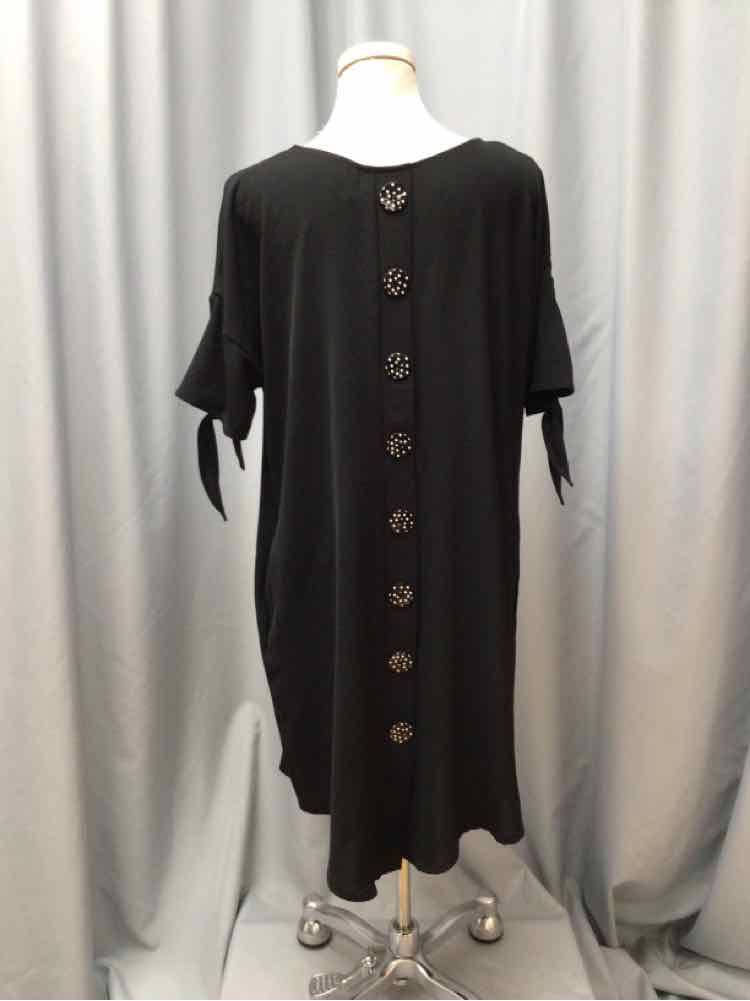 FRANK LYMAN SIZE 14 Ladies DRESS