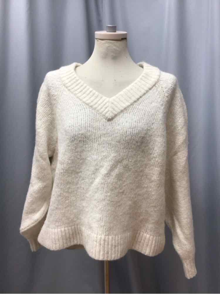 OLD NAVY SIZE X LARGE Ladies TOP
