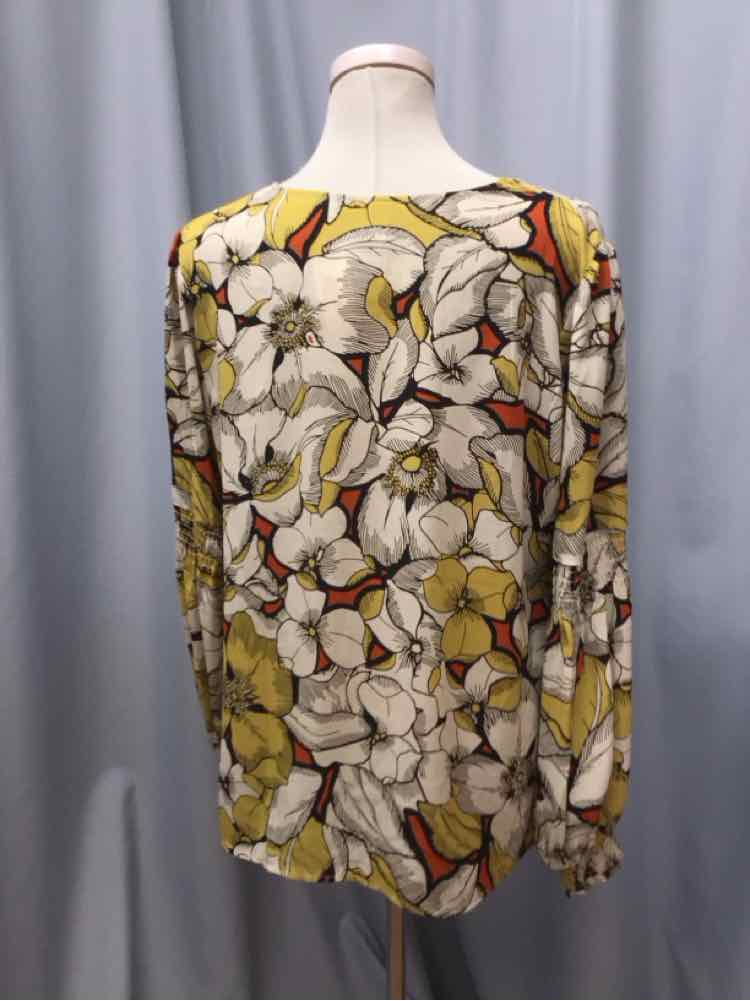 CABI SIZE LARGE Ladies BLOUSE