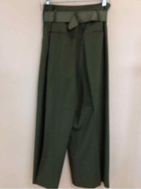 DIANE VON FURSTENBERG SIZE 10 Ladies PANTS