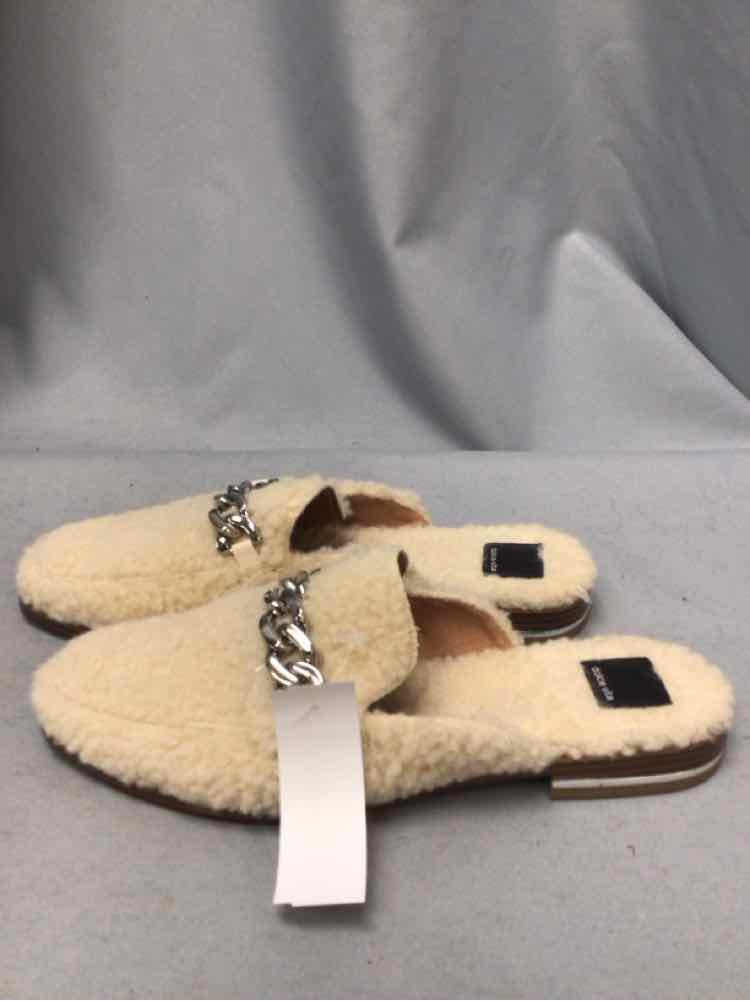 DOLCE VITA SIZE 9 1/2 Ladies SHOES