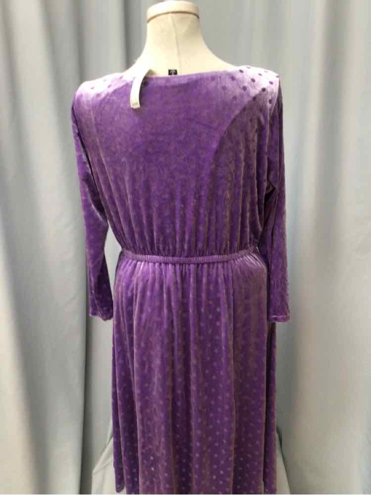 TORRID SIZE 14 Ladies DRESS