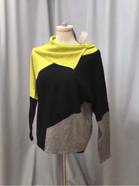 JOSEPH RIBKOFF SIZE MEDIUM Ladies TOP