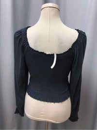 HEM & THREAD SIZE SMALL Ladies TOP