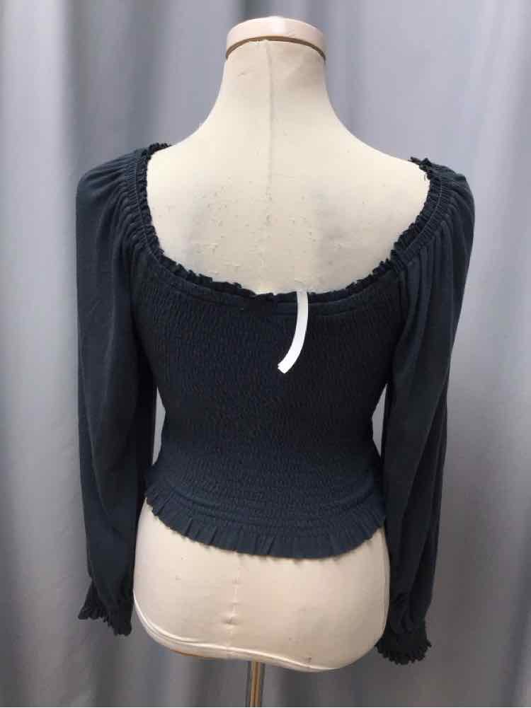 HEM & THREAD SIZE SMALL Ladies TOP