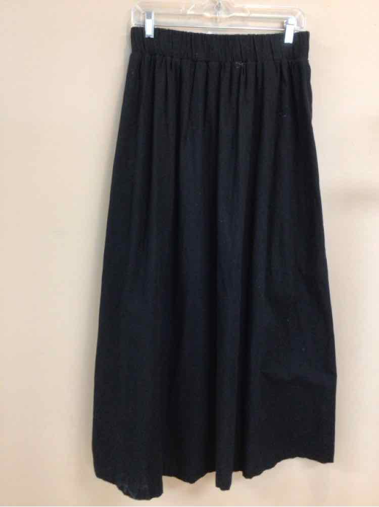 ABERCROMBIE & FITCH SIZE MEDIUM Ladies SKIRT