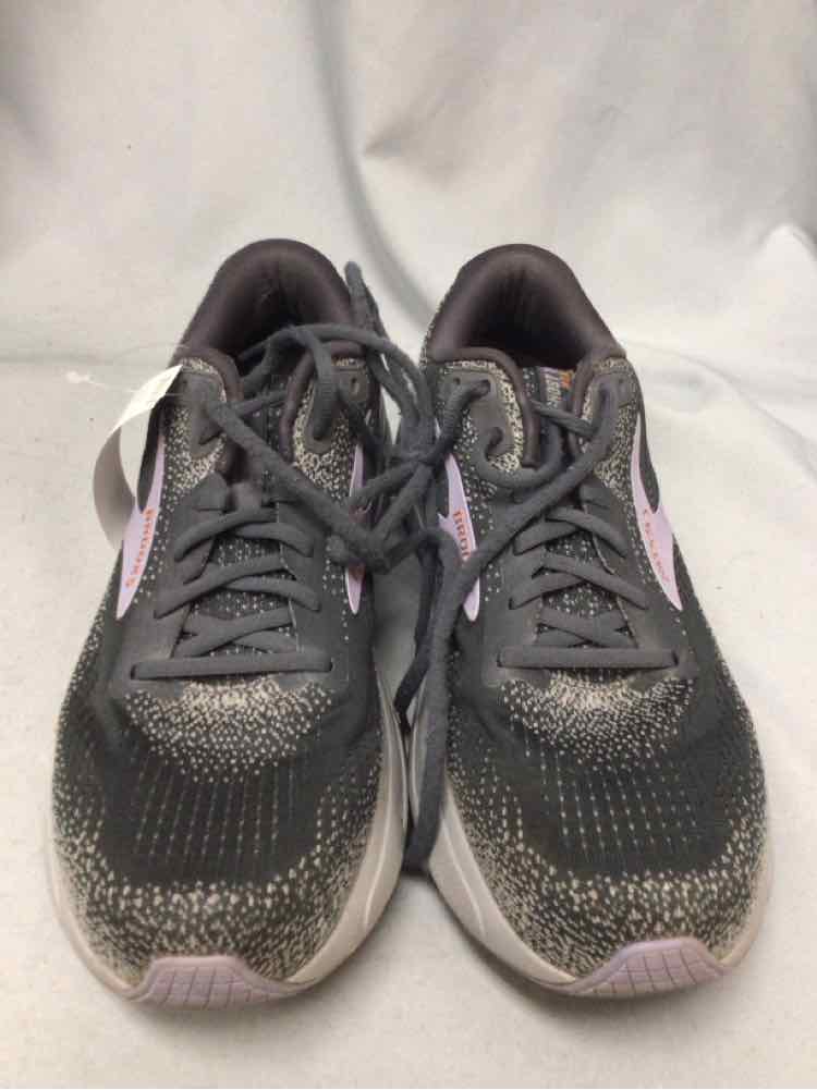 BROOKS SIZE 12 Ladies SHOES