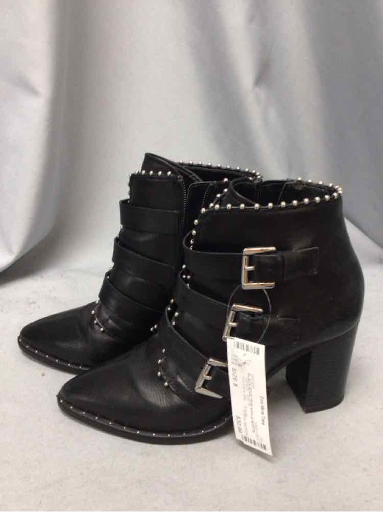 STEVE MADDEN SIZE 8 Ladies SHOES