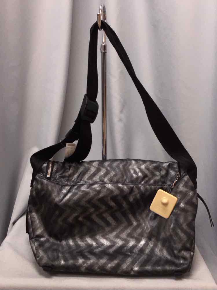 LULULEMON Ladies BAG