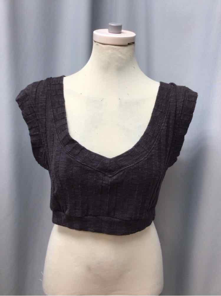 BDG SIZE SMALL Ladies TOP