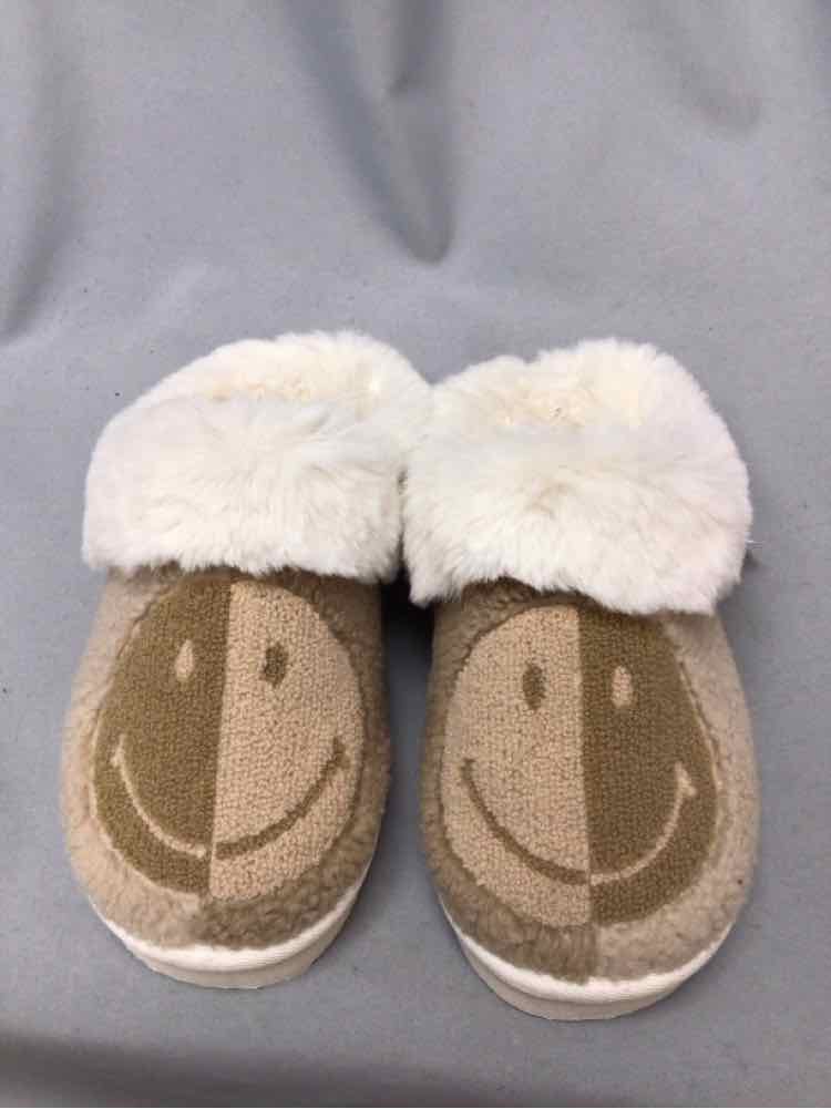 AMERICAN EAGLE SIZE 10 Ladies SHOES