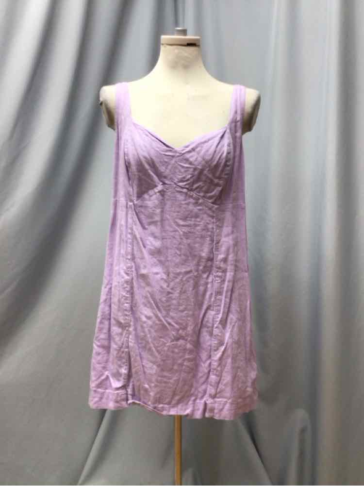 ABERCROMBIE & FITCH SIZE X LARGE Ladies DRESS