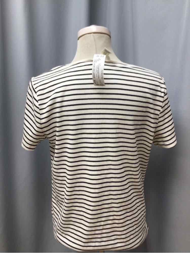 H & M SIZE XX LARGE Ladies TOP