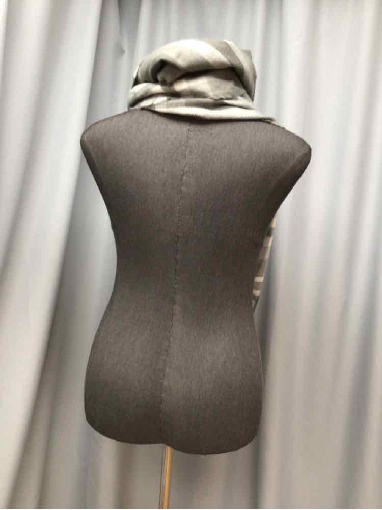 EXPRESS Ladies SCARF