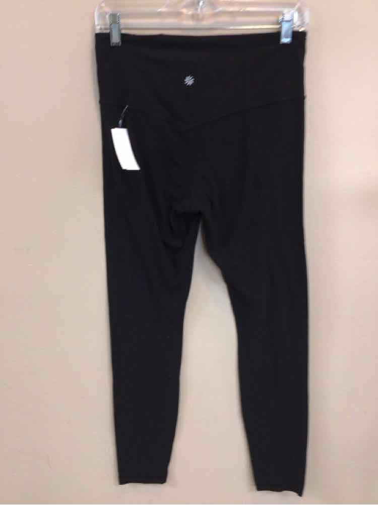 ATHLETA SIZE MEDIUM Ladies EXERCISE