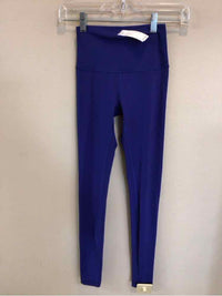 LULULEMON SIZE 2 Ladies EXERCISE