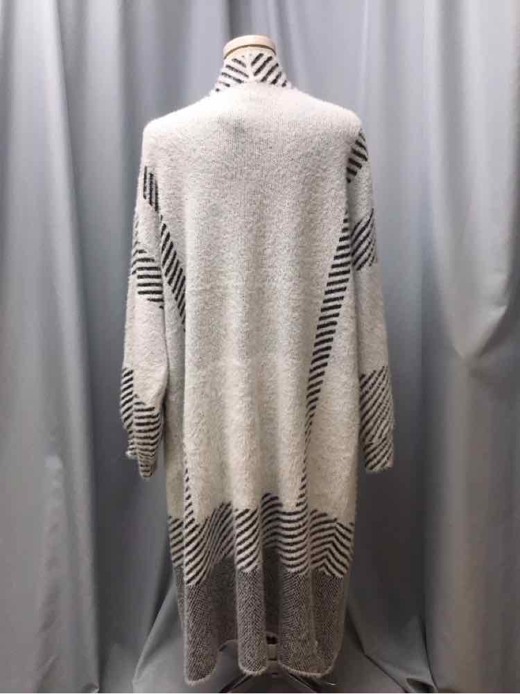 GRACE + KARMA SIZE X LARGE Ladies TOP