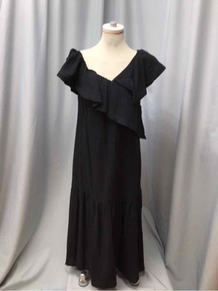 CUYANA SIZE LARGE Ladies DRESS