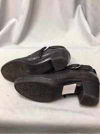NATURALIZER SIZE 10  N Ladies SHOES