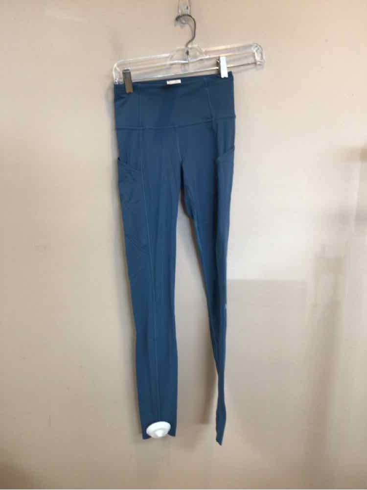 LULULEMON SIZE 2 Ladies EXERCISE