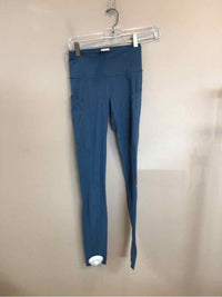 LULULEMON SIZE 2 Ladies EXERCISE