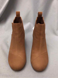 TOMS SIZE 9 Ladies SHOES