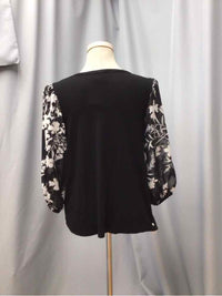 KIM & CAMI SIZE SMALL Ladies TOP
