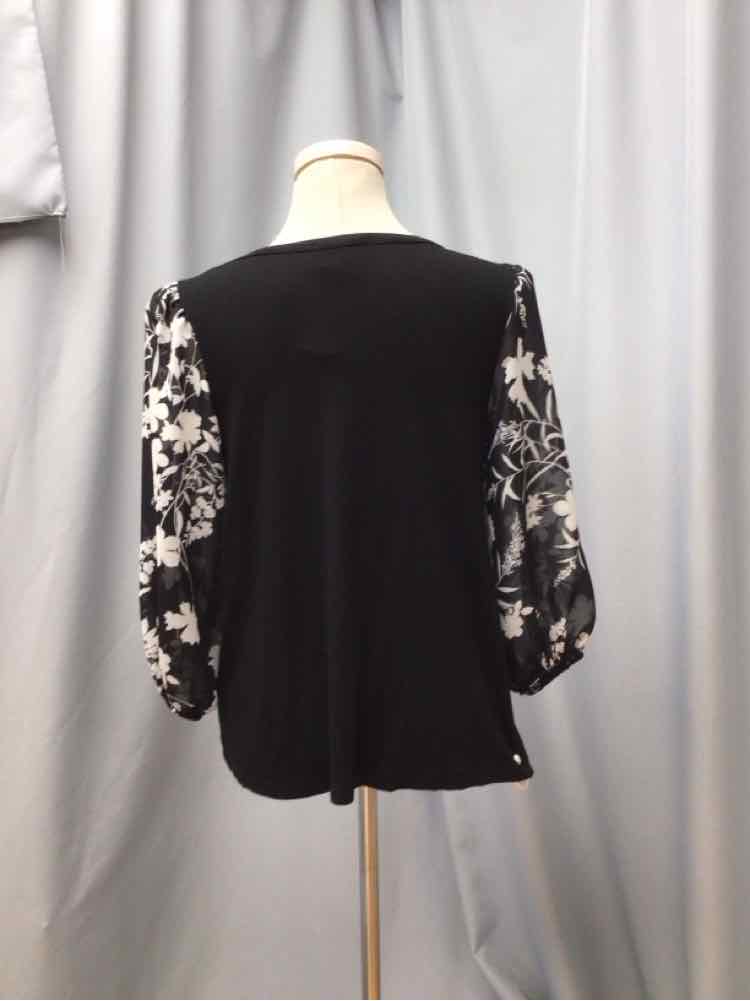 KIM & CAMI SIZE SMALL Ladies TOP