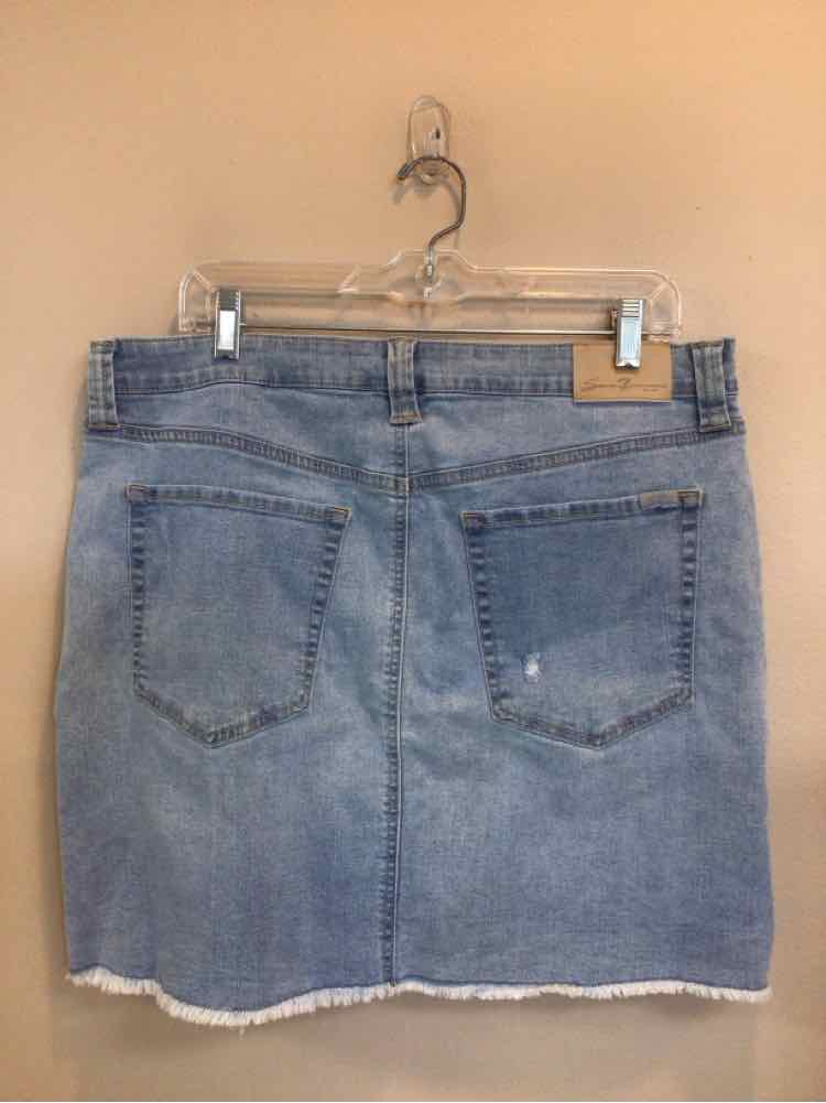 SEVEN 7 SIZE 12 Ladies SKIRT