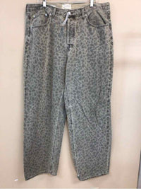 UNIVERSAL THREAD SIZE 14 Ladies PANTS