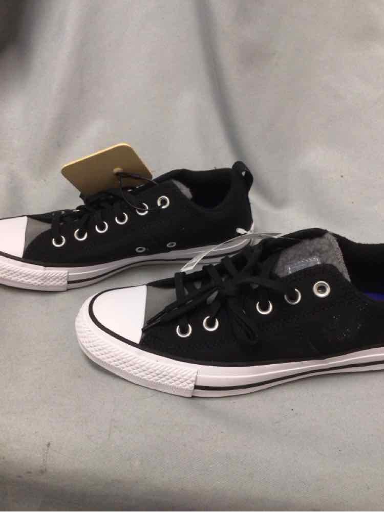 CONVERSE SIZE 8 Ladies SHOES