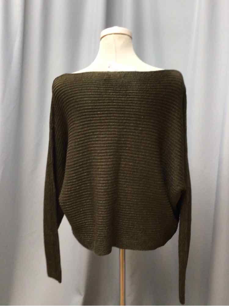 LAUREN SIZE LARGE Ladies TOP
