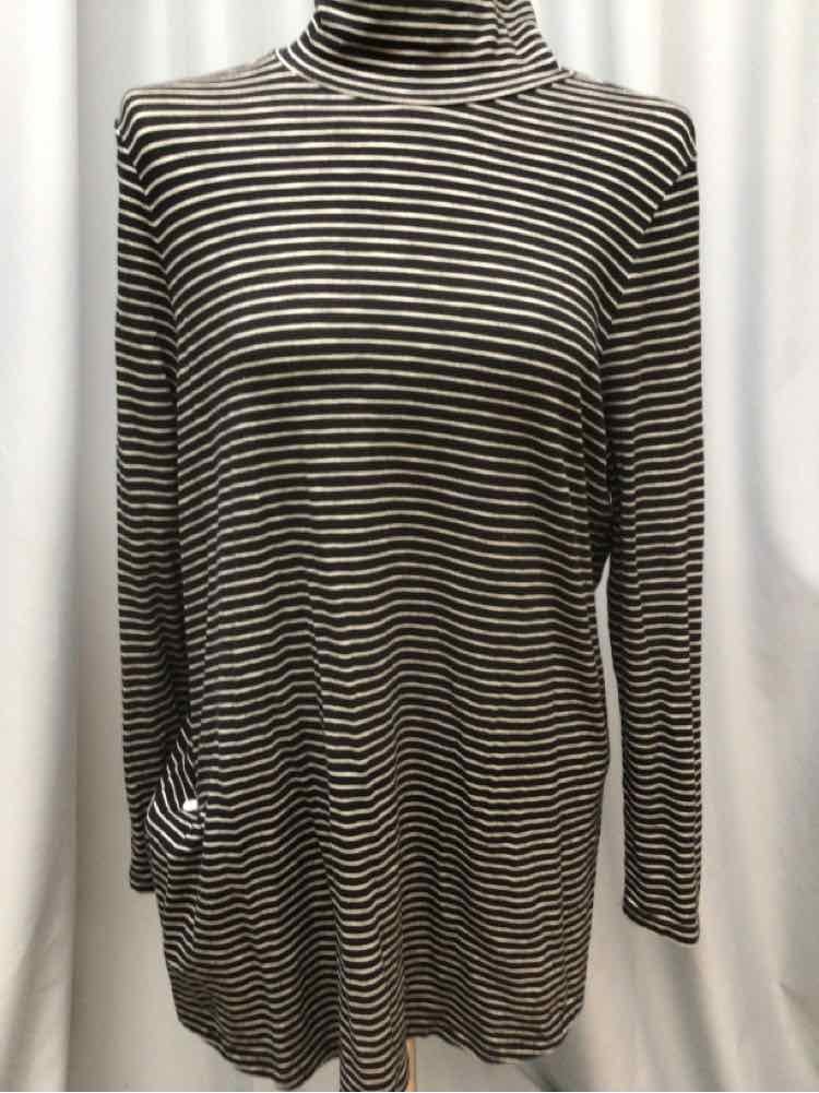 J JILL SIZE MEDIUM Ladies TOP