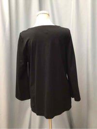 CHICOS SIZE MEDIUM Ladies TOP