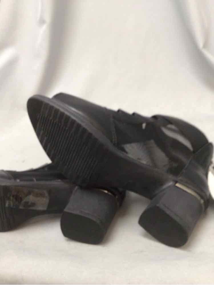 SIZE 39 Ladies SHOES