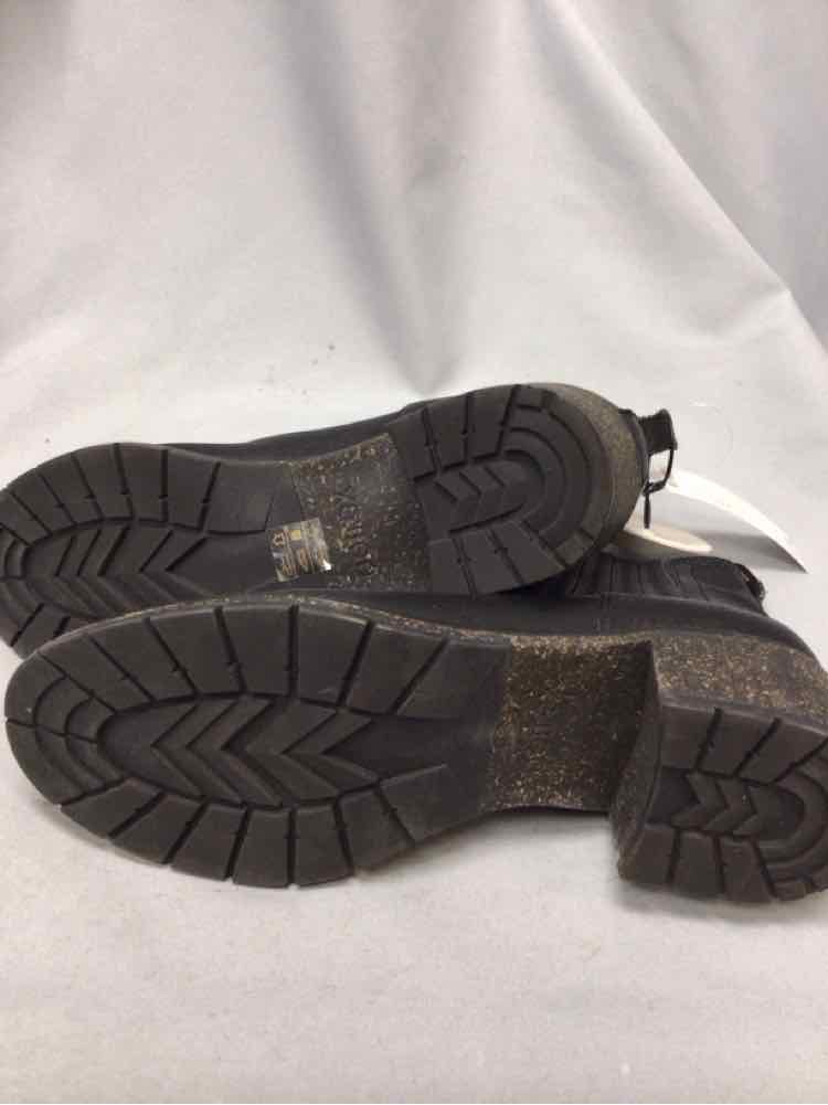 AETREX SIZE 10 Ladies SHOES