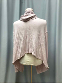 ATHLETA SIZE MEDIUM Ladies TOP