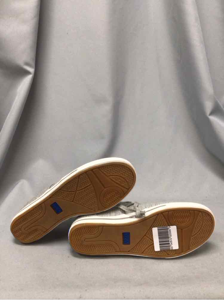 KEDS SIZE 7 Ladies SHOES